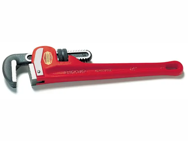 Llave stilson 12" - C&A